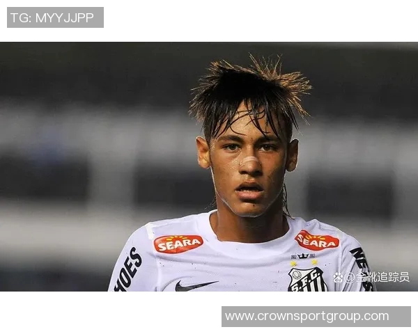 桑托斯总监透露内马尔季前备战已启动续约进展乐观