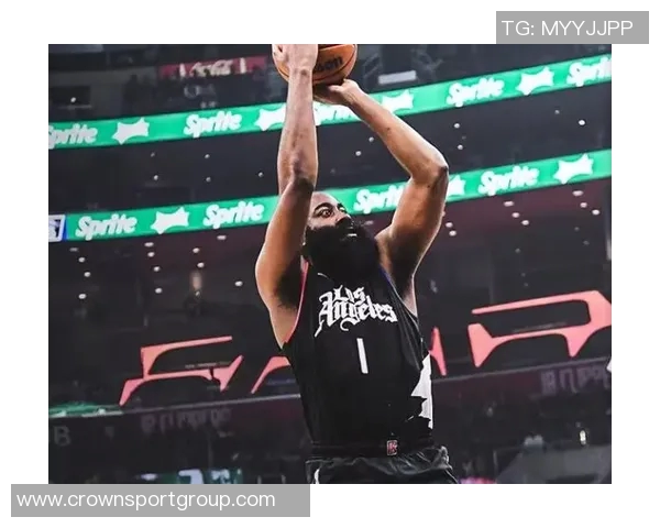 快船主场苦战已一个半月上次胜利竟是小卡万圣节绝杀鹈鹕